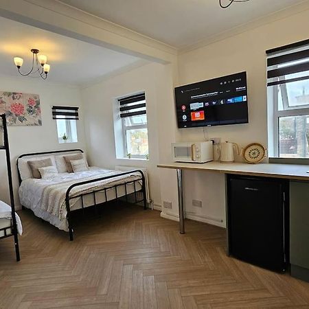 Newly Renovated Studios & Ensuite Rooms! - Camberwell Londra Esterno foto